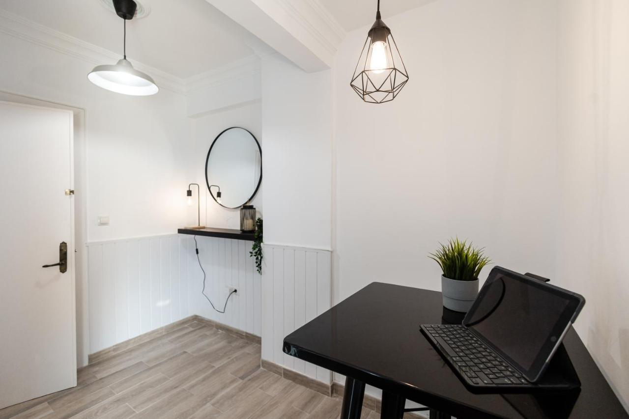 Nordik Rooms Urban - Urena "Grindavik" Málaga Dış mekan fotoğraf